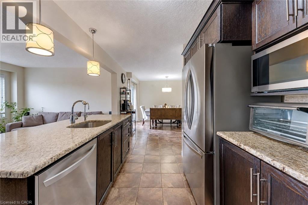 109 ROBERT SIMONE Way thumbnail 6