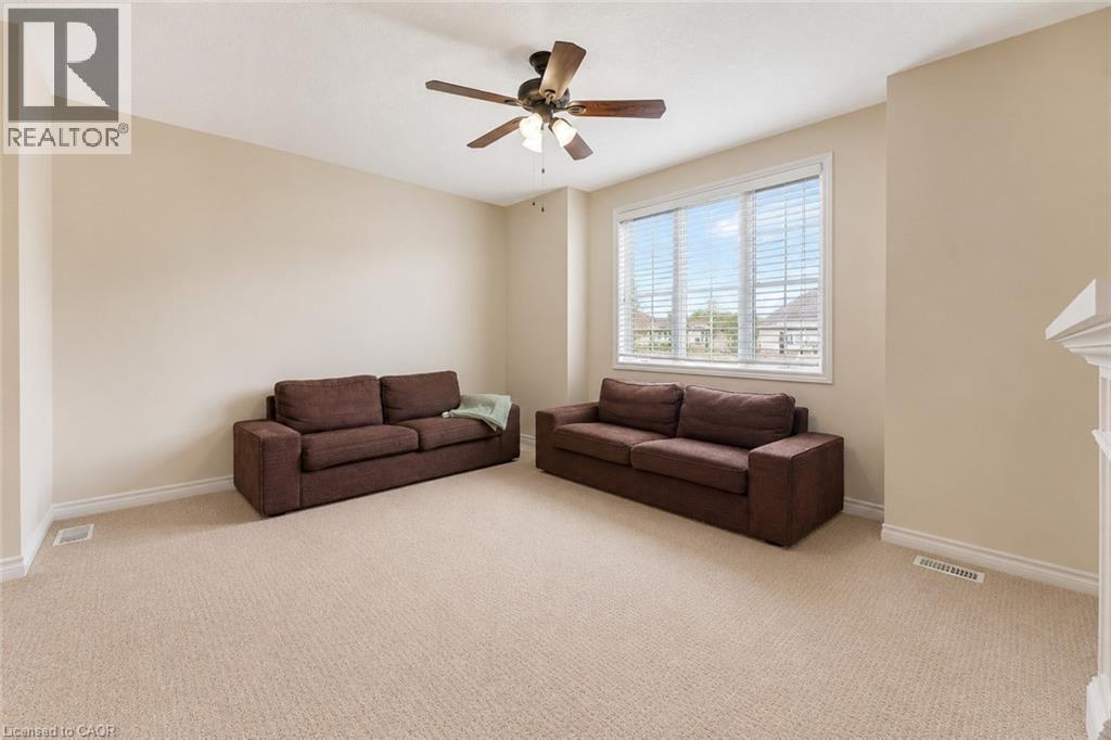 109 ROBERT SIMONE Way thumbnail 18