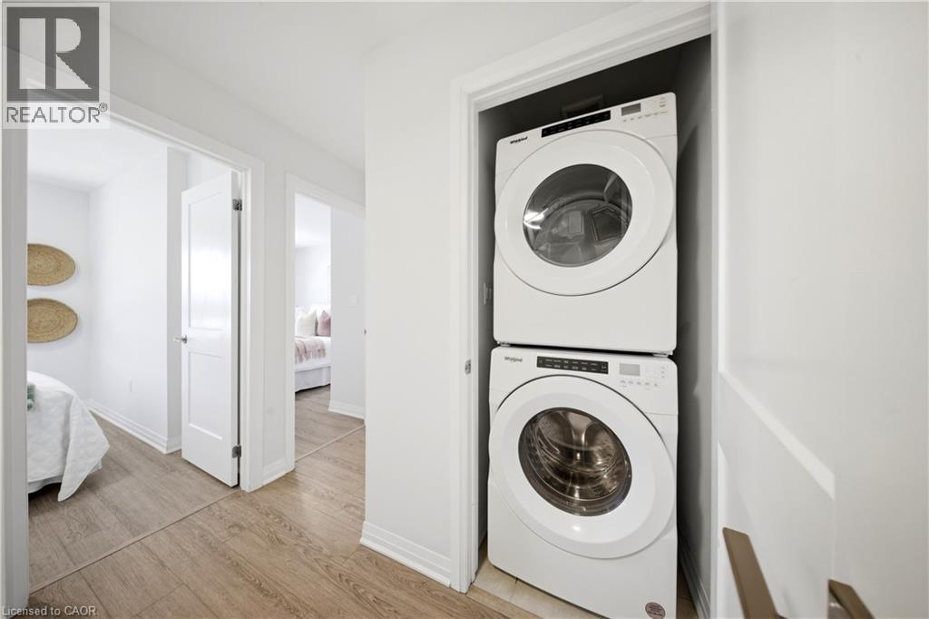 51 SPARROW Avenue Unit# 15 thumbnail 35