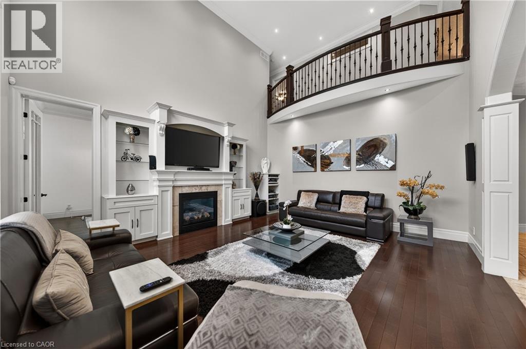 245 JOSEPH SCHOERG Crescent thumbnail 11