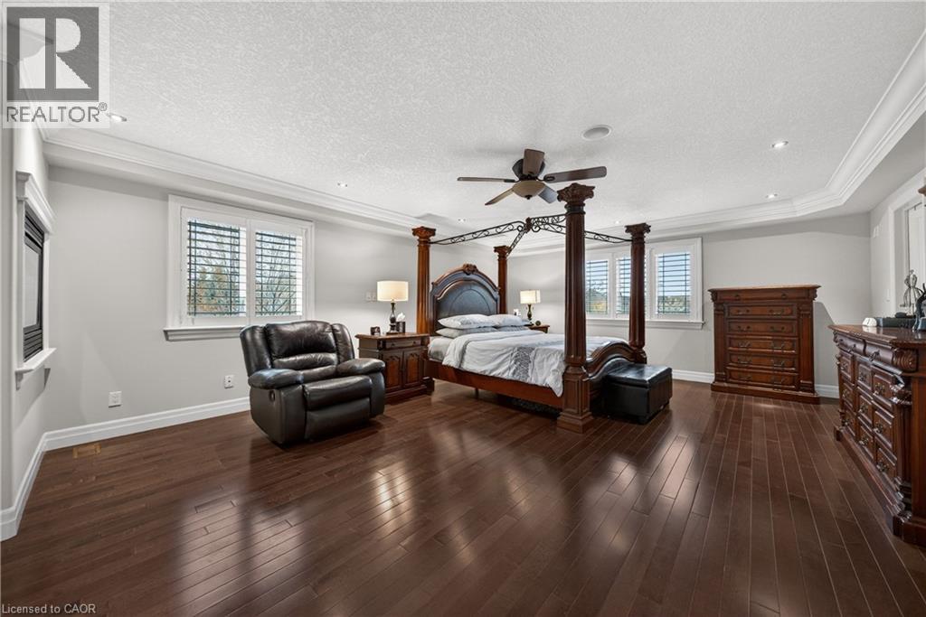 245 JOSEPH SCHOERG Crescent thumbnail 26