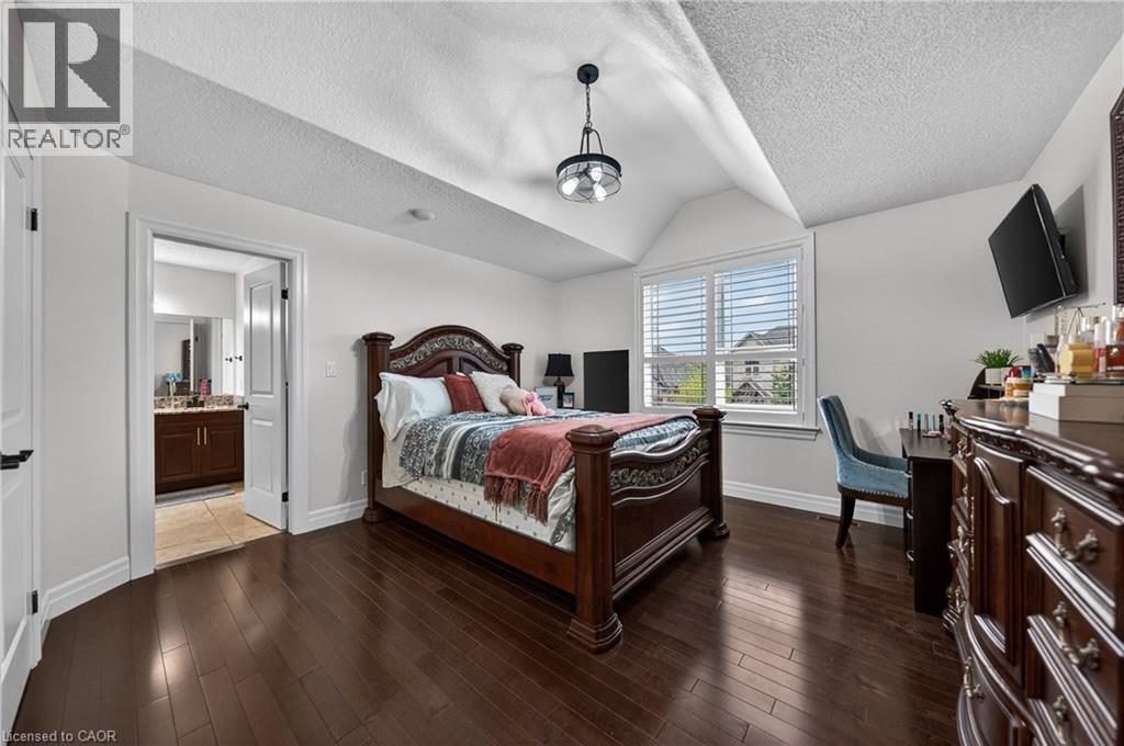 245 JOSEPH SCHOERG Crescent thumbnail 34