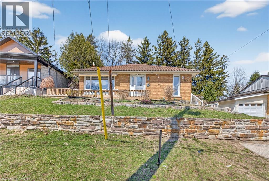 270 MAUSSER Avenue thumbnail 3