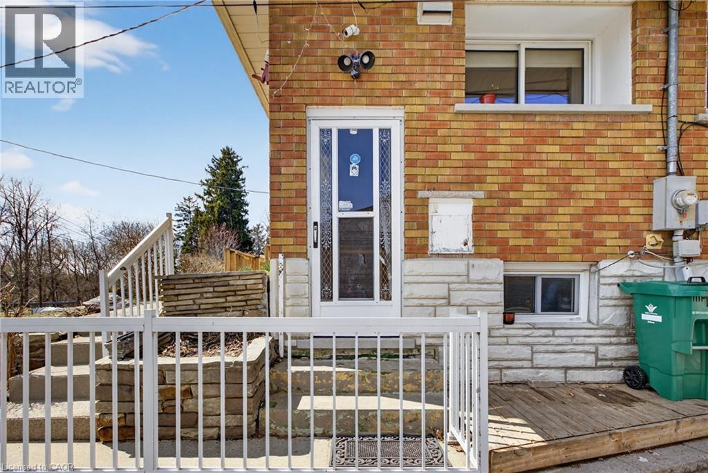 270 MAUSSER Avenue thumbnail 26
