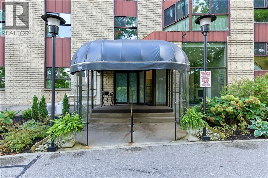 20 BERKLEY Road Unit# 702 thumbnail 4