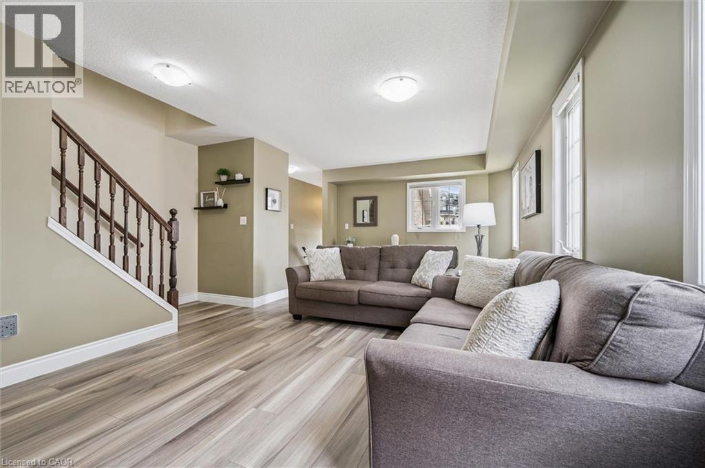 1941 OTTAWA Street S Unit# 15B thumbnail 7