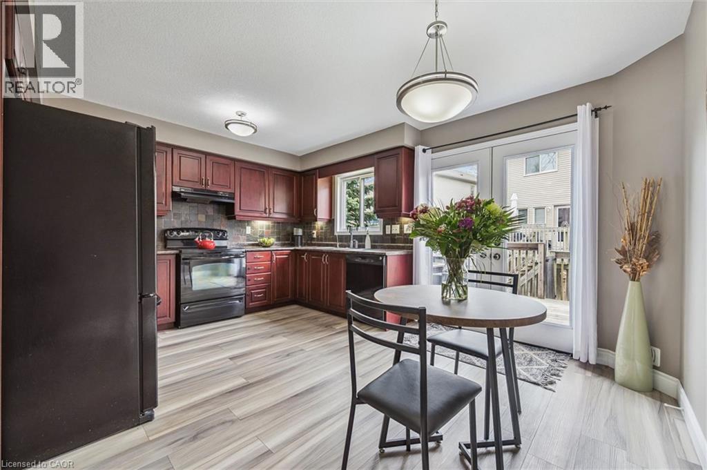 1941 OTTAWA Street S Unit# 15B thumbnail 15