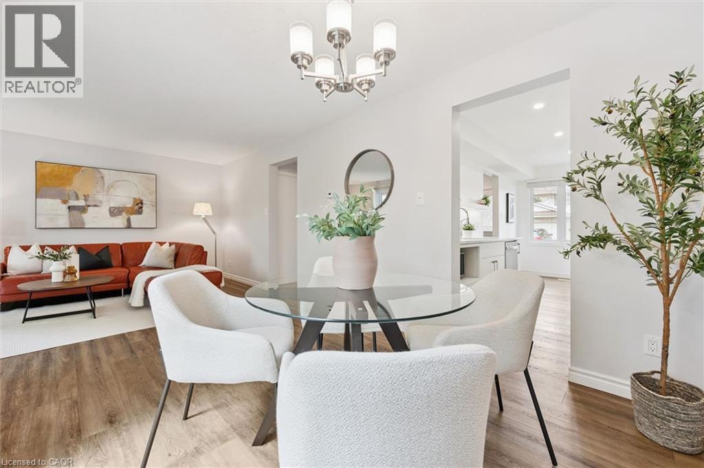 375 KINGSCOURT Drive Unit# 27 thumbnail 10
