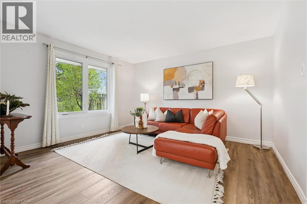 375 KINGSCOURT Drive Unit# 27 thumbnail 13