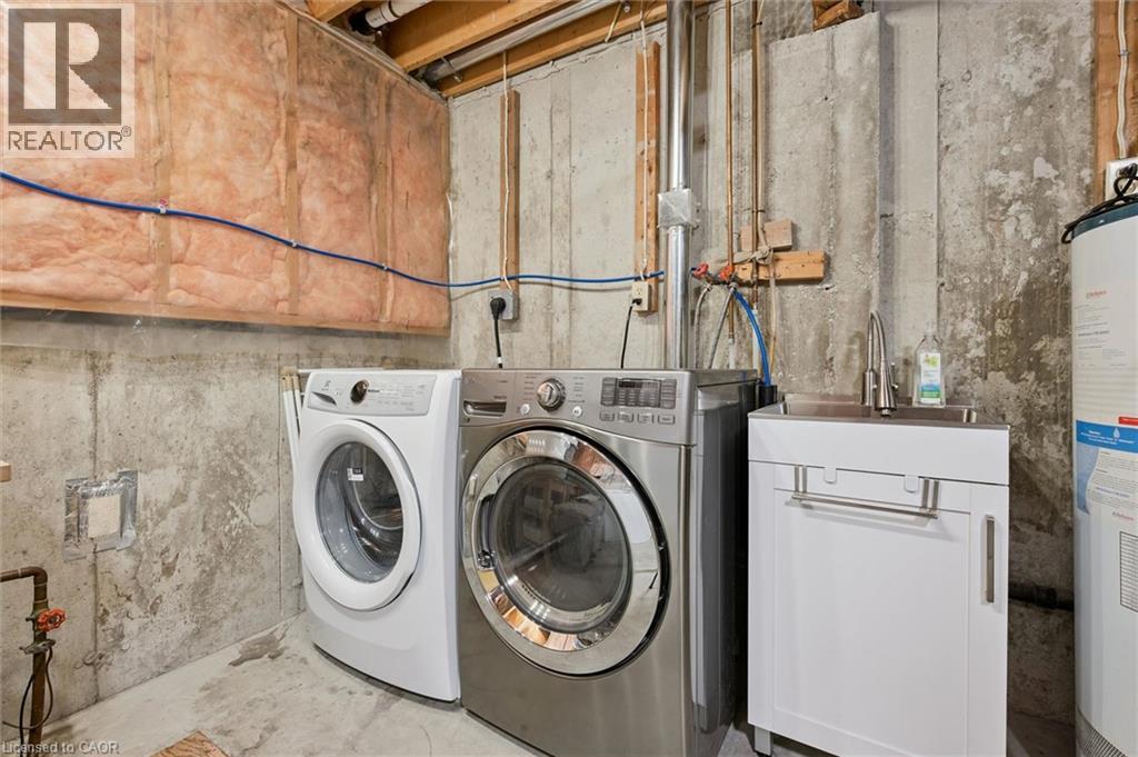 375 KINGSCOURT Drive Unit# 27 thumbnail 24