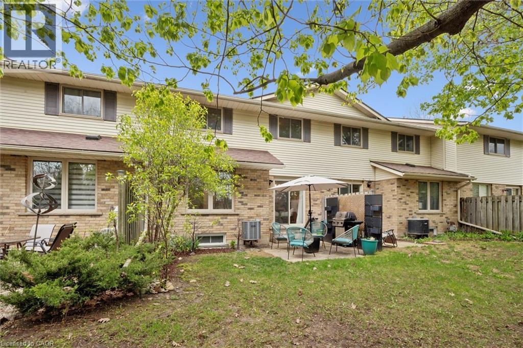 375 KINGSCOURT Drive Unit# 27 thumbnail 27