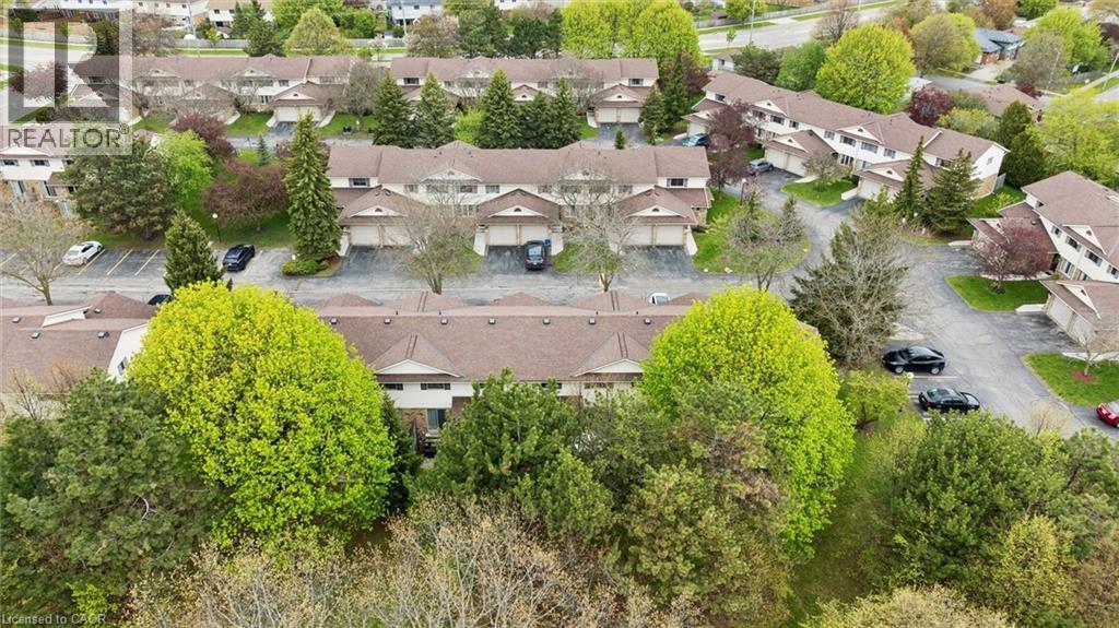 375 KINGSCOURT Drive Unit# 27 thumbnail 29