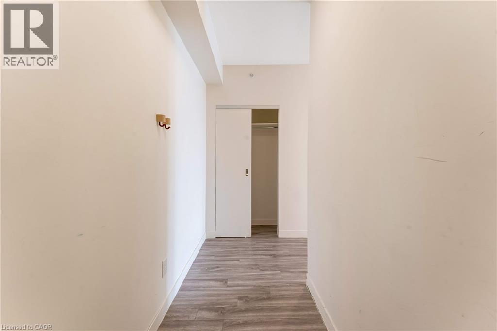 128 N KING Street N Unit# 904 thumbnail 3