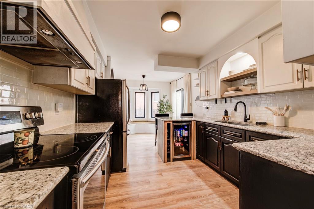 43 SOUTHVIEW Crescent thumbnail 14