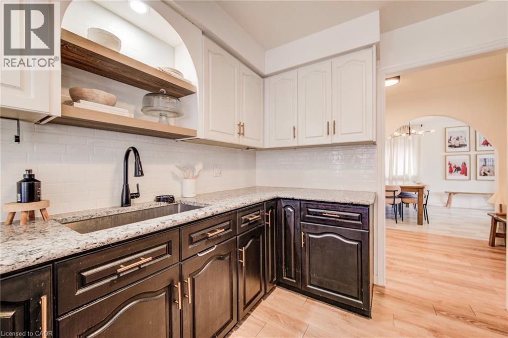 43 SOUTHVIEW Crescent thumbnail 16