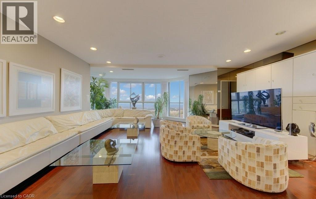 265 WESTCOURT Place Unit# PH9 thumbnail 17