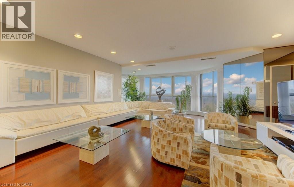 265 WESTCOURT Place Unit# PH9 thumbnail 21