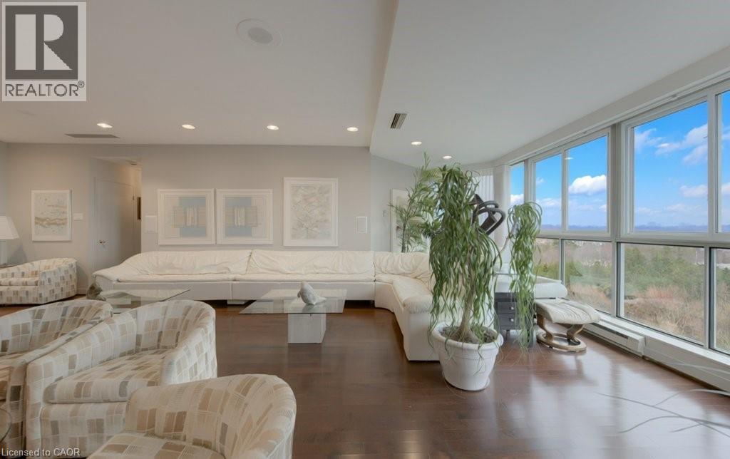 265 WESTCOURT Place Unit# PH9 thumbnail 20