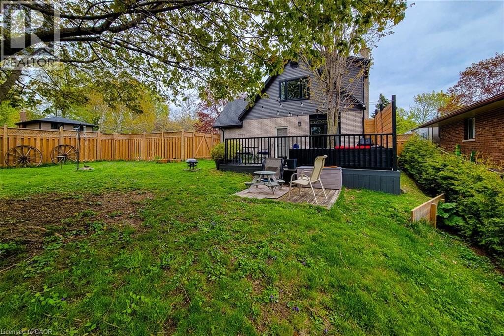 49 ASHWOOD Drive thumbnail 11