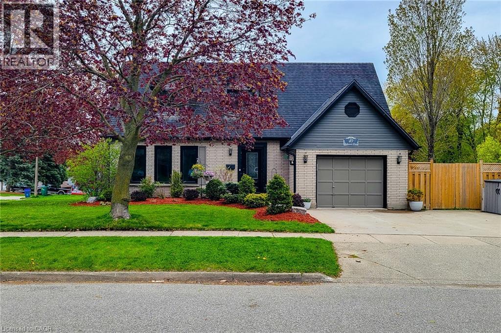 49 ASHWOOD Drive thumbnail 2