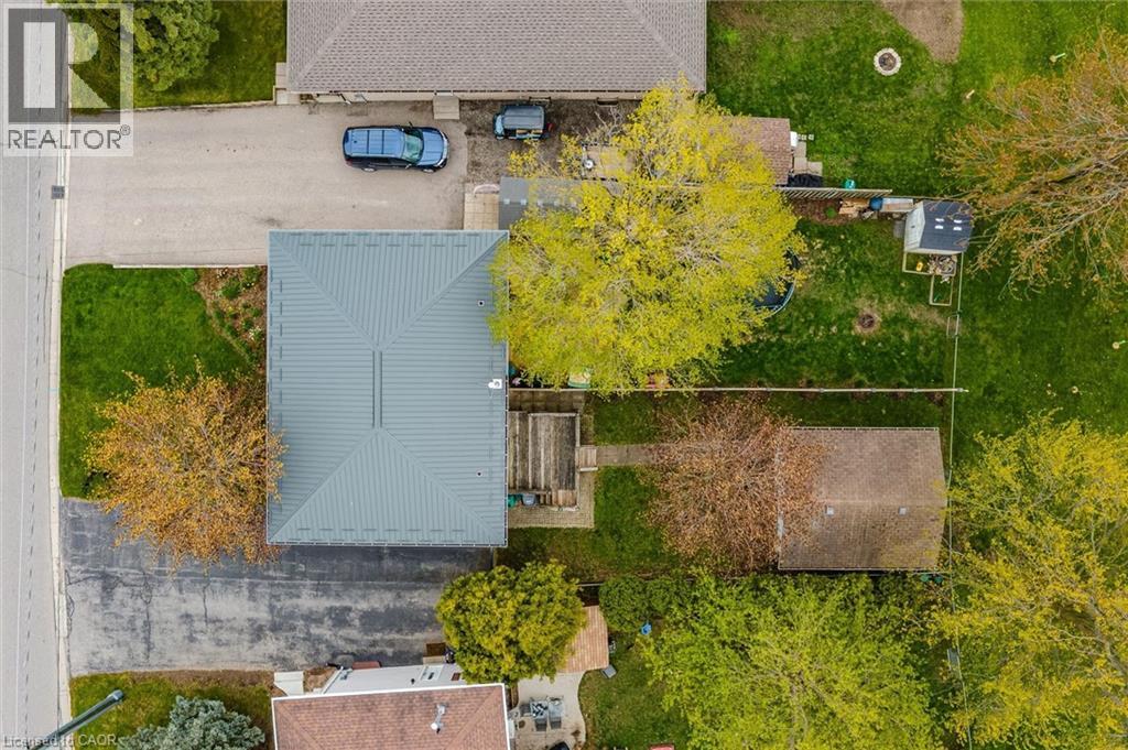 105 ORIOLE Parkway thumbnail 36