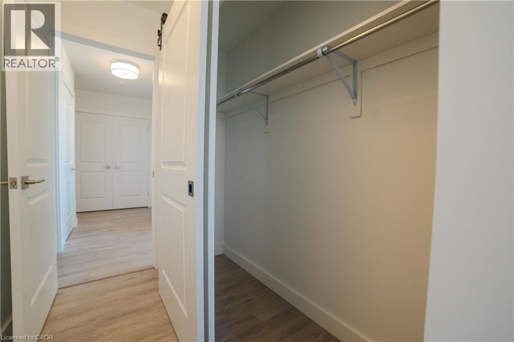 15 GLEBE Street Unit# 1701 thumbnail 14