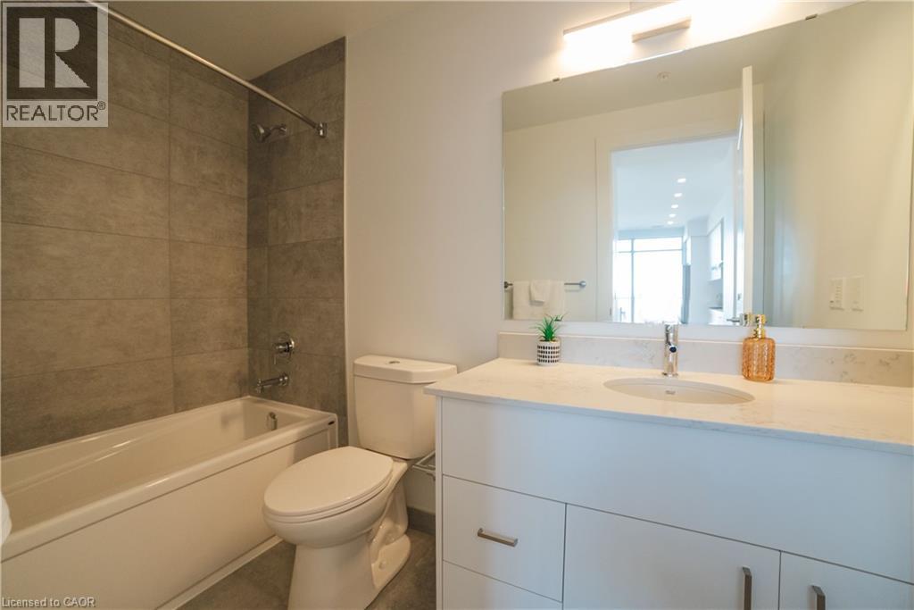 15 GLEBE Street Unit# 1701 thumbnail 15