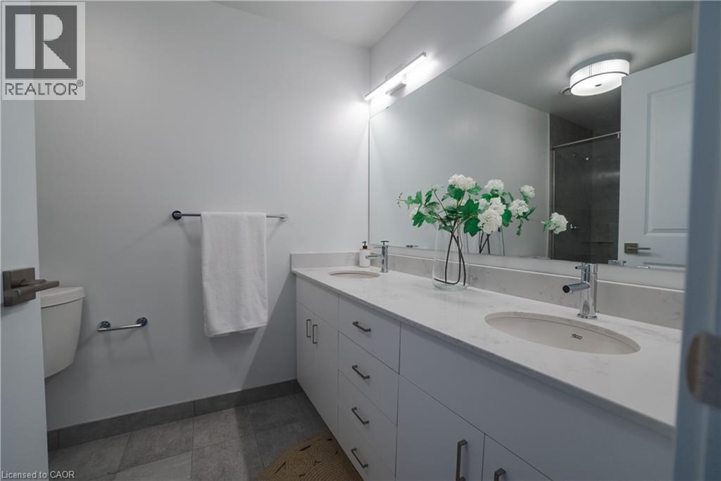 15 GLEBE Street Unit# 1701 thumbnail 19