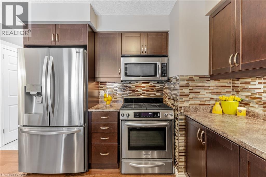 555 CHABLIS Drive Unit# 18 thumbnail 10