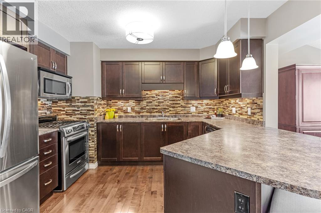 555 CHABLIS Drive Unit# 18 thumbnail 9