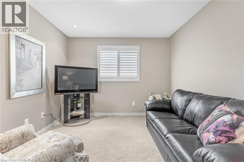 555 CHABLIS Drive Unit# 18 thumbnail 24