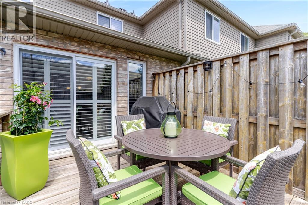555 CHABLIS Drive Unit# 18 thumbnail 27