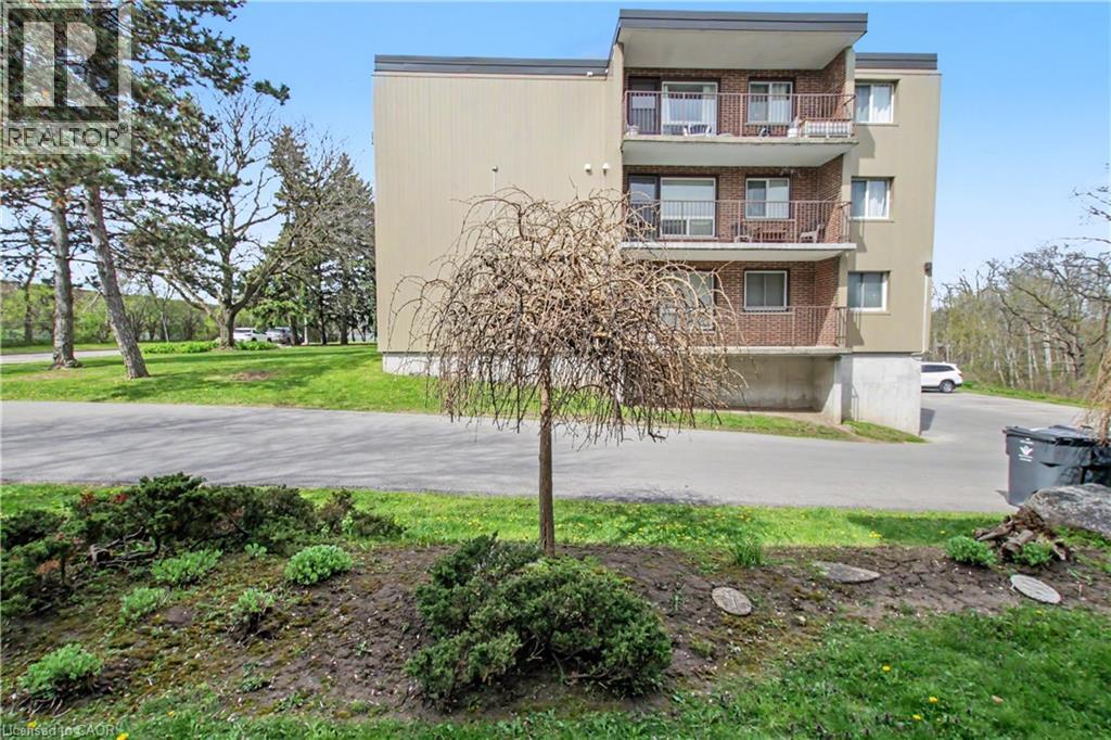 4 AVALON Place Unit# 105 thumbnail 18