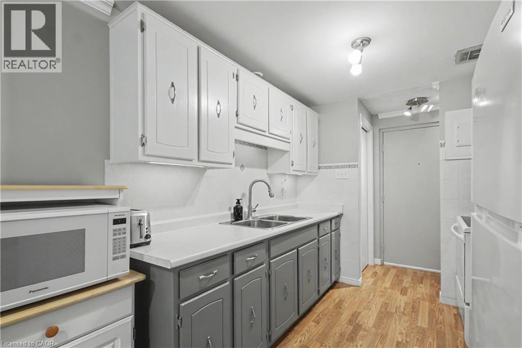 4 AVALON Place Unit# 105 thumbnail 8