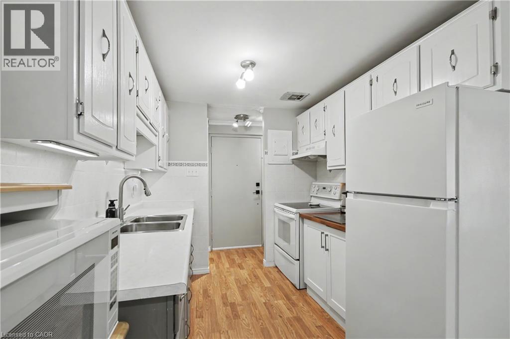 4 AVALON Place Unit# 105 thumbnail 9