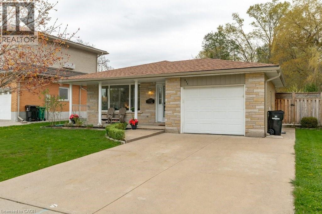 638 GLEN FORREST Boulevard thumbnail 2