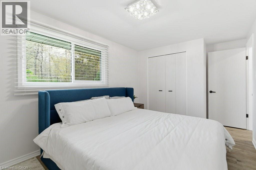 638 GLEN FORREST Boulevard thumbnail 23