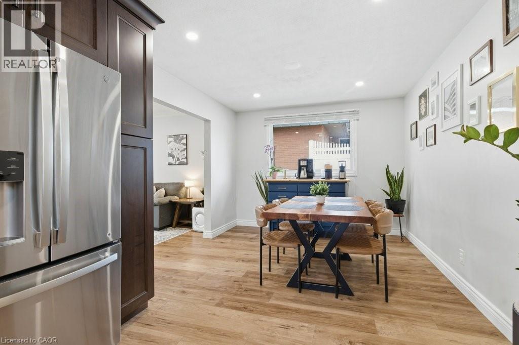 638 GLEN FORREST Boulevard thumbnail 15