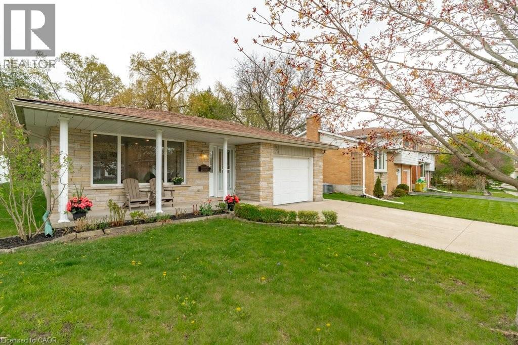 638 GLEN FORREST Boulevard thumbnail 3