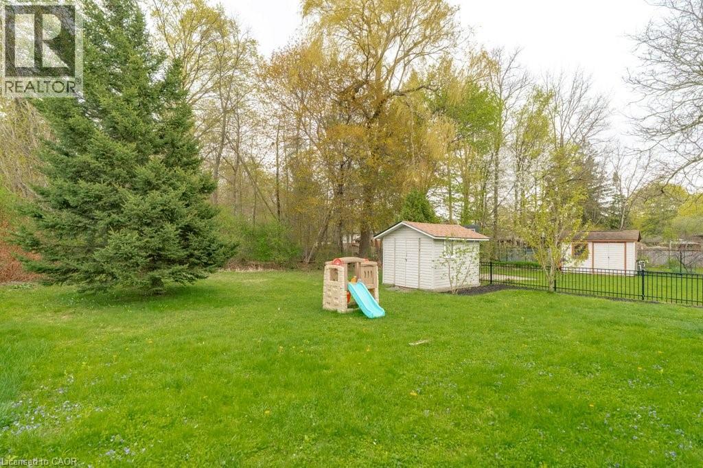 638 GLEN FORREST Boulevard thumbnail 5