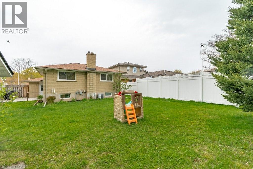 638 GLEN FORREST Boulevard thumbnail 37