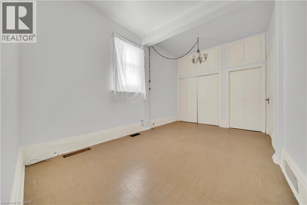 141 SAMUEL Street thumbnail 11