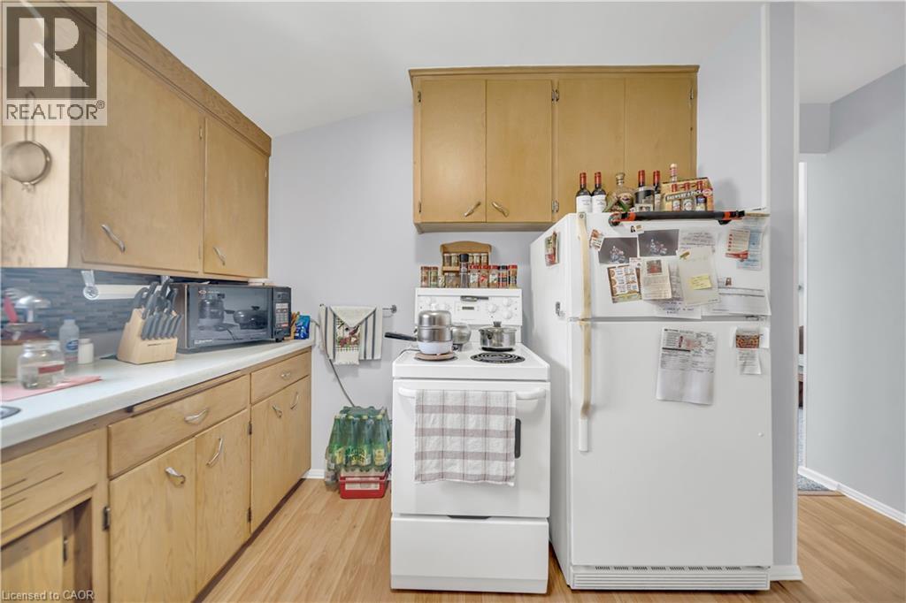 141 SAMUEL Street thumbnail 35