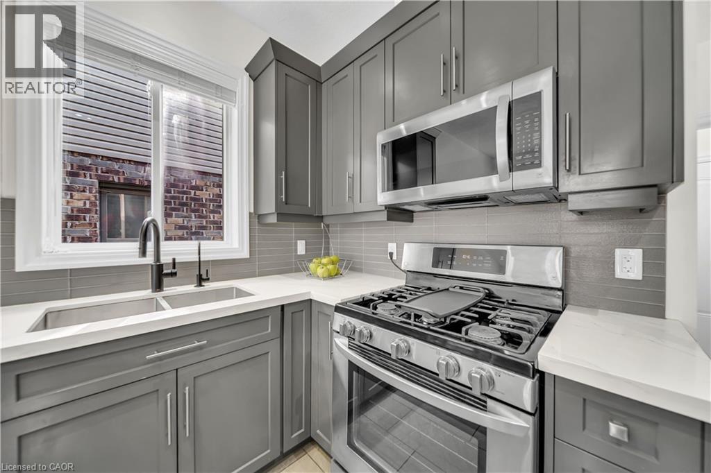 433 TWINLEAF Street thumbnail 18