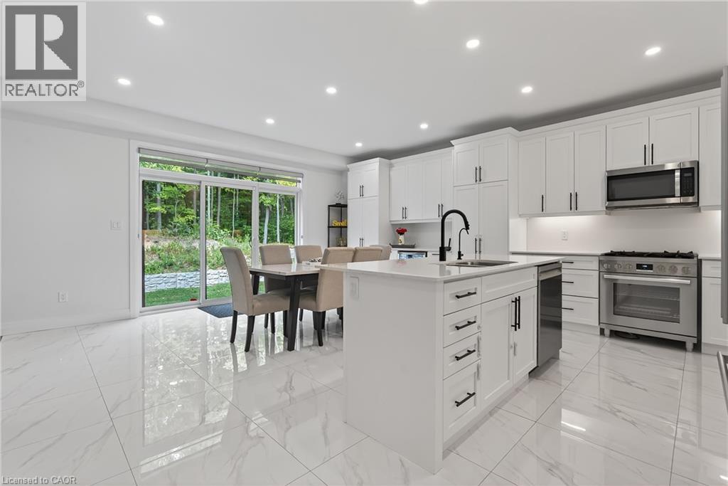 209 JEFFREY Place thumbnail 10
