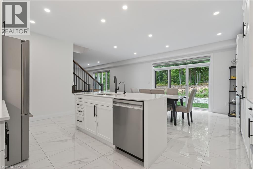 209 JEFFREY Place thumbnail 11