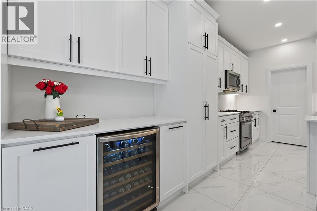 209 JEFFREY Place thumbnail 9