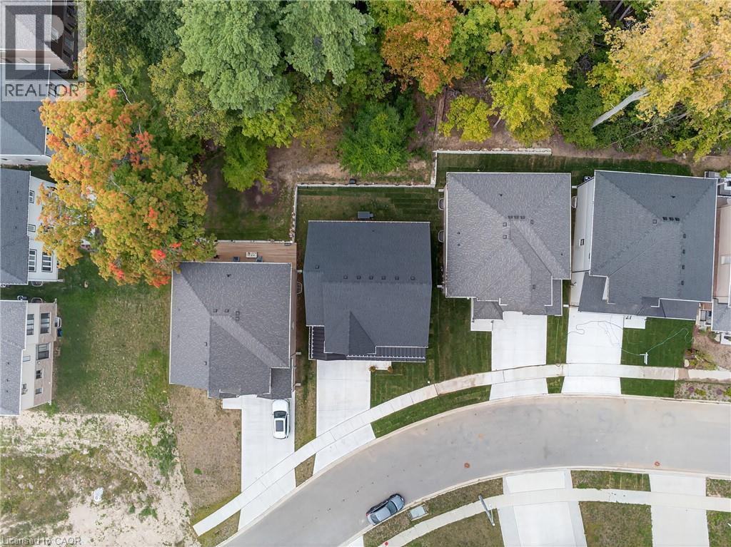 209 JEFFREY Place thumbnail 40