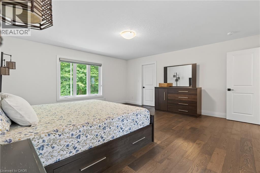 209 JEFFREY Place thumbnail 31