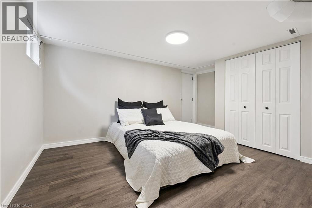 237 S BORDEN Avenue S thumbnail 26